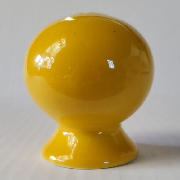 Fiestaware Fiesta Small CERAMIC Shaker Salt Pepper Daffodil Yellow - Picture 4 of 7